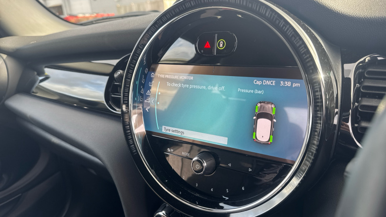 MINI Hatchback 135kW Cooper S Level 2 33kWh 3dr Auto Electric Hatchback